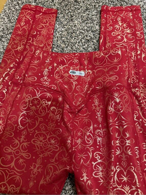 Star Wars Crowned Medium Red & Gold leggings Like New
